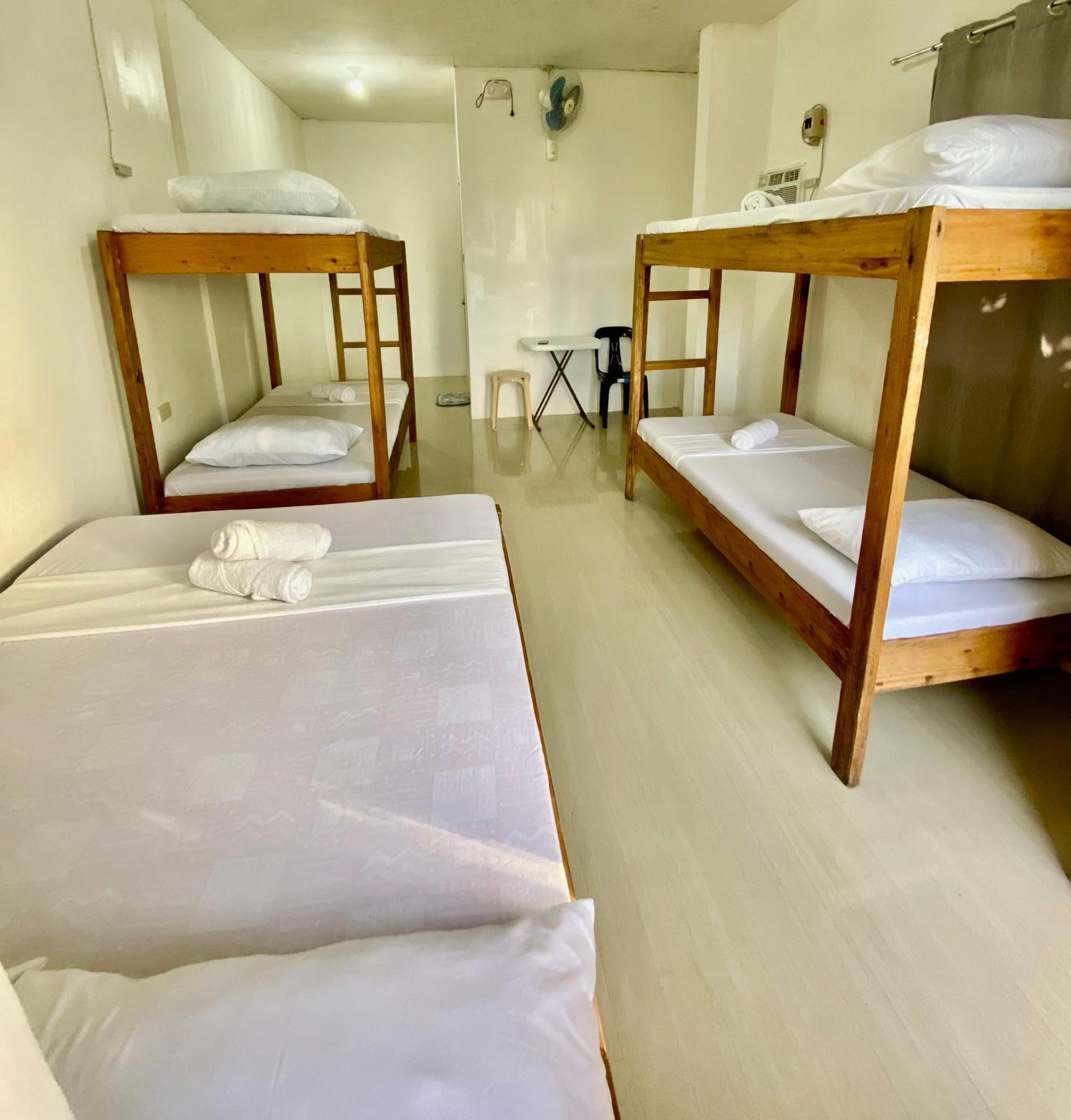 Reddot Guest House Генерал-Луна Экстерьер фото